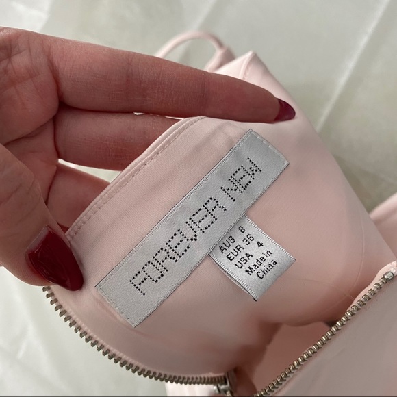 NWT Satin Blush Pink Bralet Crop Top Bra Small - Picture 13 of 14